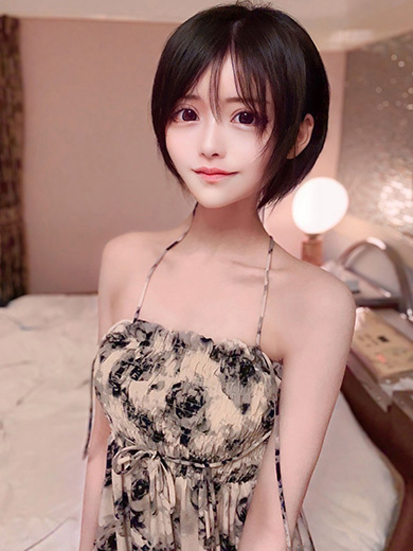 凜（りん）☆可憐な美貌…☆